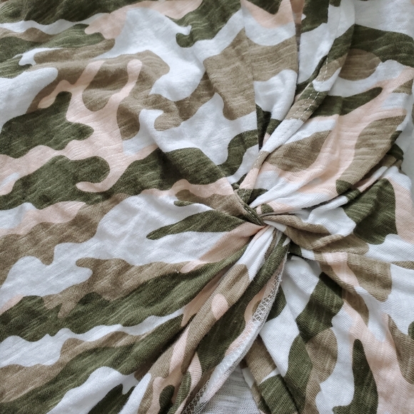 Bobi Revovle camouflage printed t shirt top blouse - Picture 8 of 8